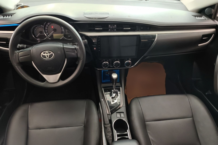 Toyota Corolla 2017 #10 Toyota Corolla 2017 car image #10