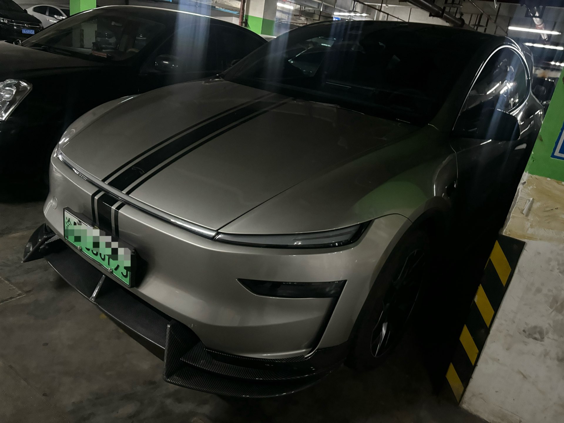 Tesla Model Y L 2026 car image 