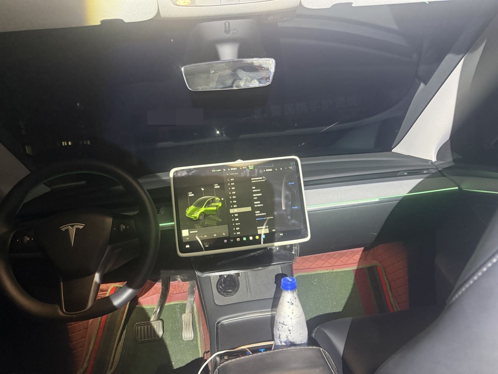 Tesla Model Y 2024 immagine di auto #6