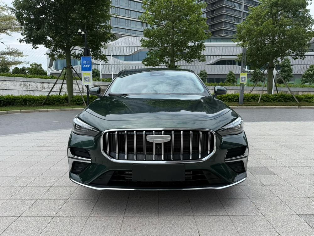 GEELY Emgrand 2025 #2 GEELY Emgrand 2025 car image #2