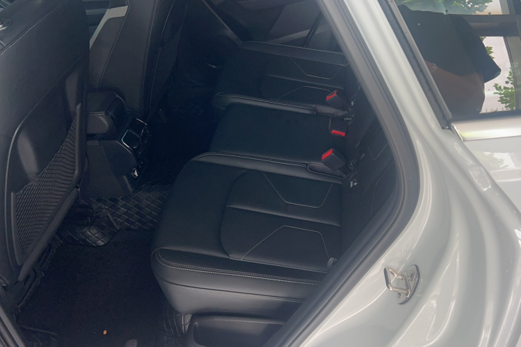 Audi Q3 2024 car image #11