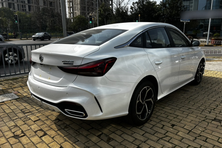 名爵 MG5 2025 汽车图片 #9