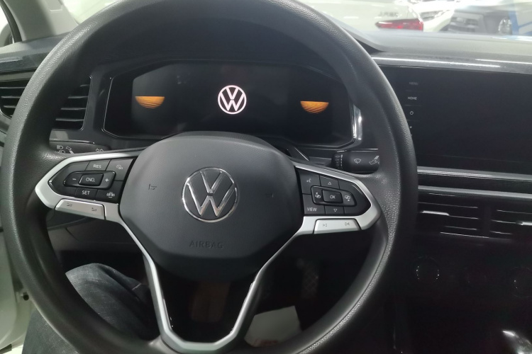 Volkswagen Lavida 2023 car image #17