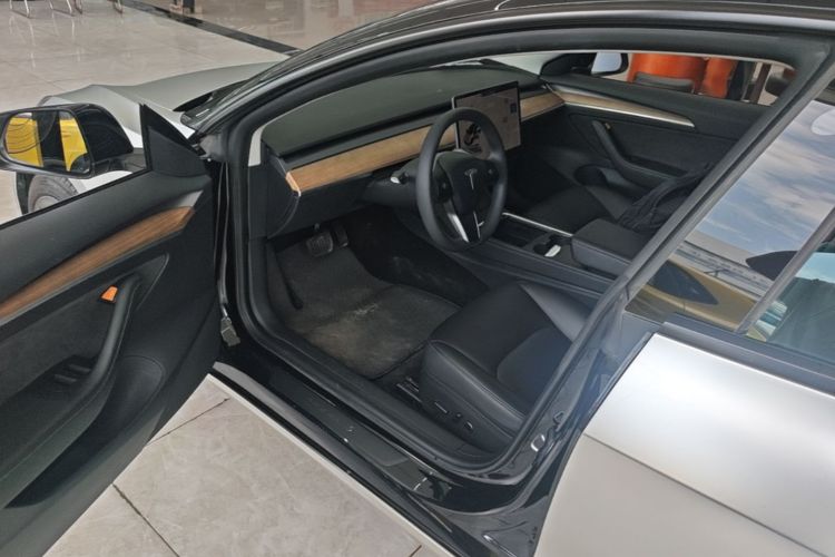 Tesla Model 3 2021 #16 Tesla Model 3 2021 car image #16