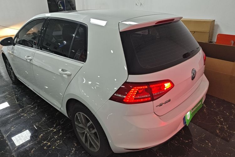 Volkswagen Golf 2016 car image #7