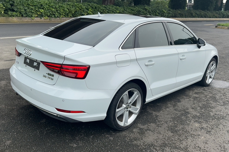 Audi A3 2018 #4 Audi A3 2018 car image #4