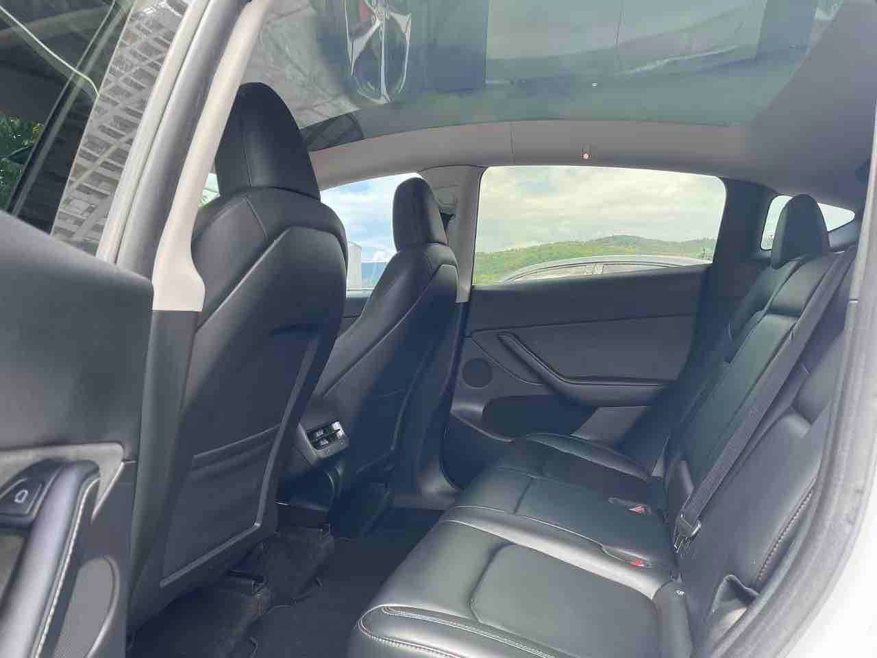Tesla Model Y 2023 #6 Tesla Model Y 2023 car image #6