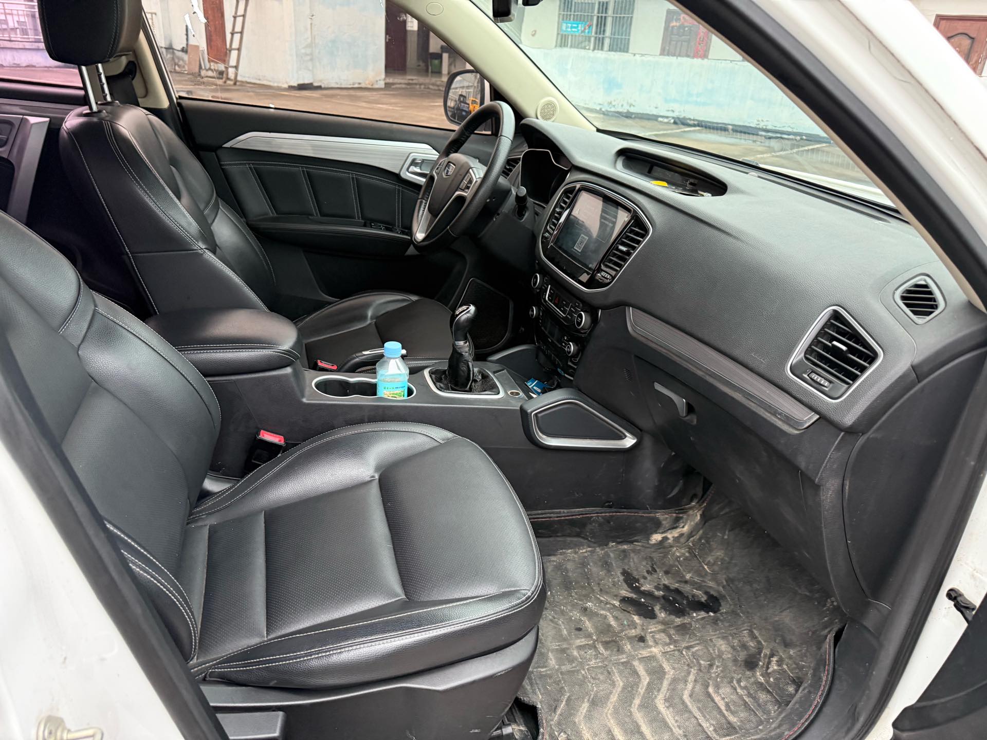 GEELY Vision X6 2017 car image #6