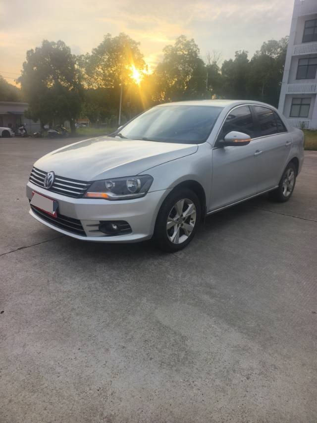 Volkswagen Bora 2015 Volkswagen Bora 2015 car image