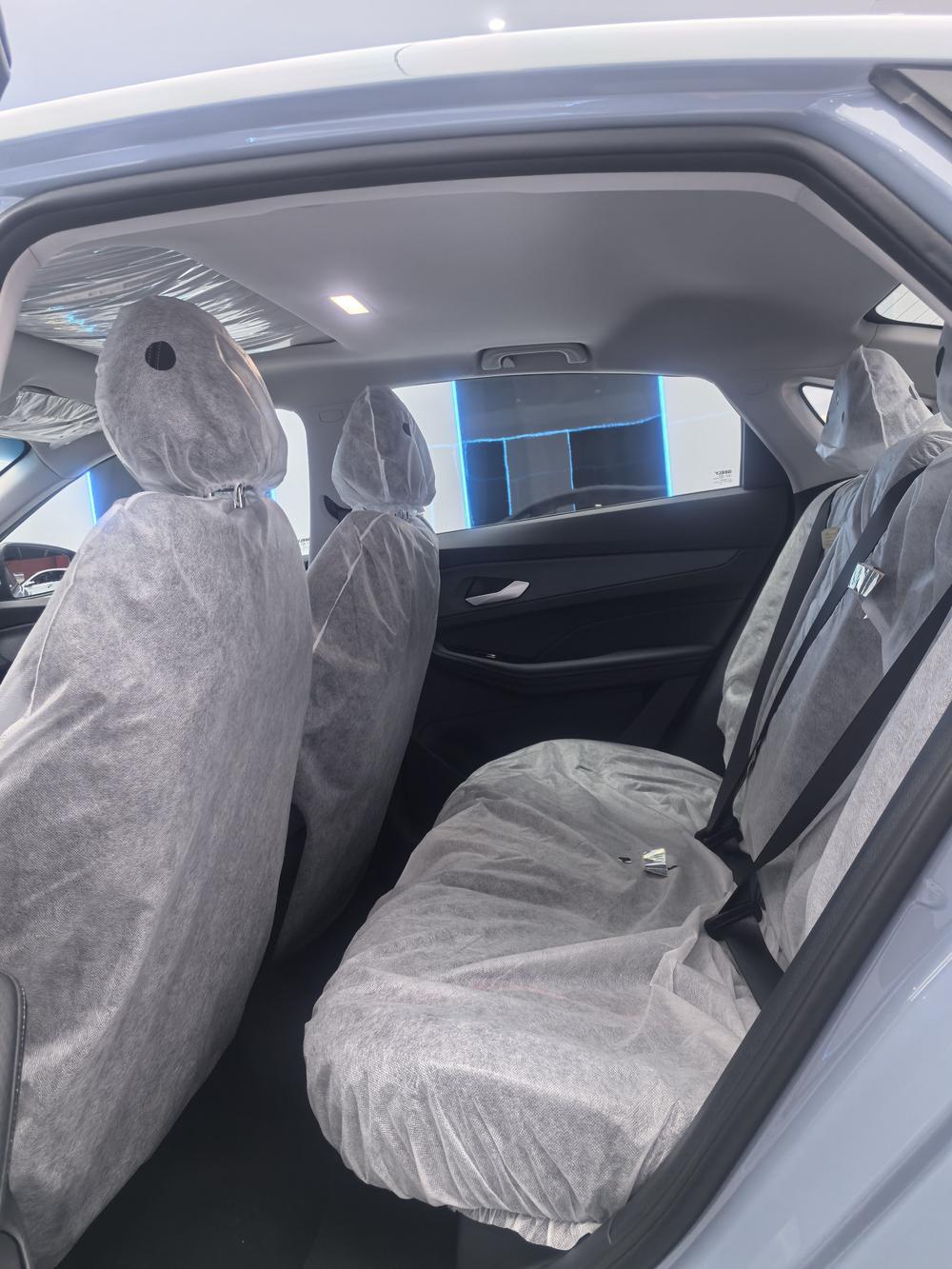 GEELY Binray 2026 #9 GEELY Binray 2026 car image #9