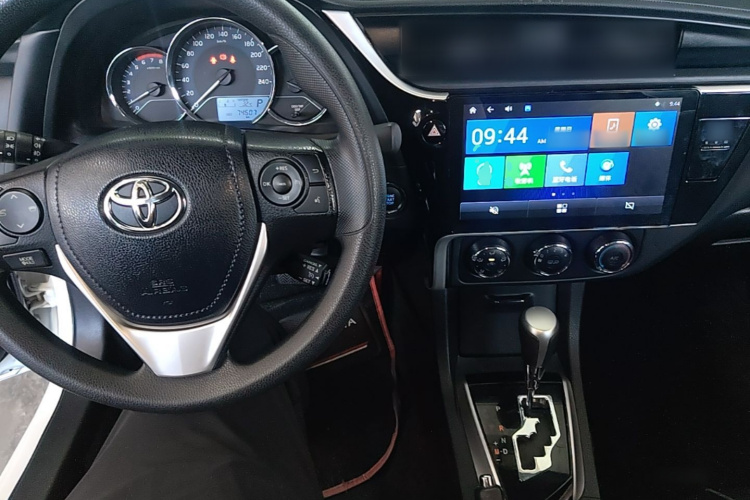 Toyota Corolla 2019 car image #10