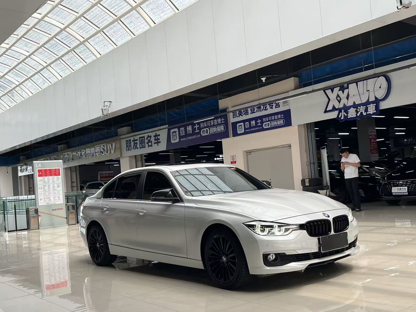 BMW 3 Series 2018 car image #3