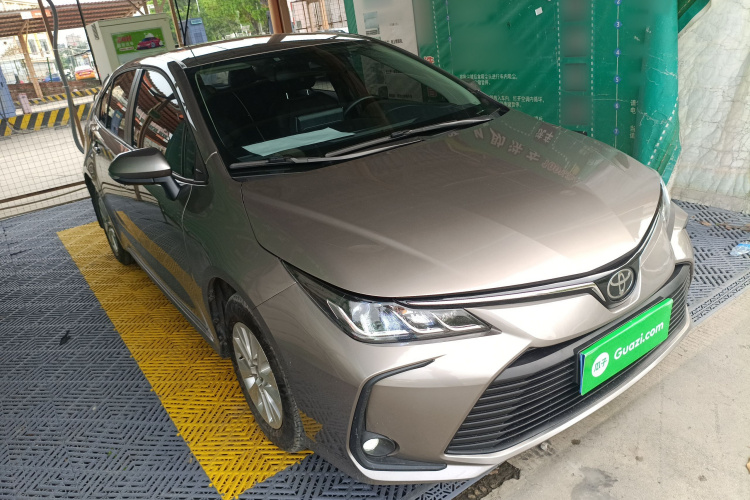 Toyota Corolla 2019 immagine di auto #4