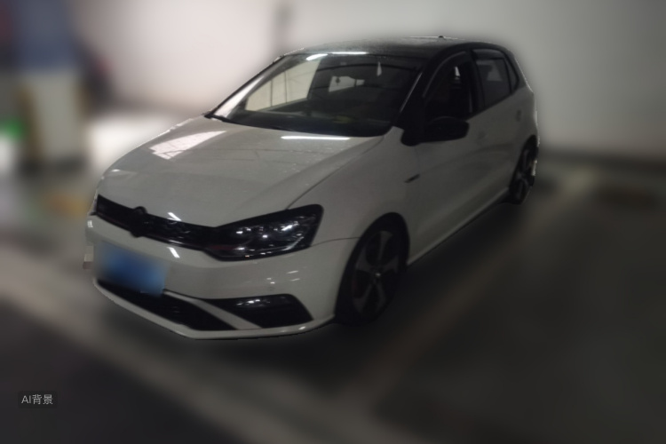 Volkswagen Polo 2019 car image #2