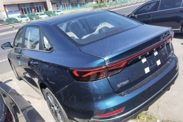 GEELY Emgrand 2026 #5 GEELY Emgrand 2026 car image #5