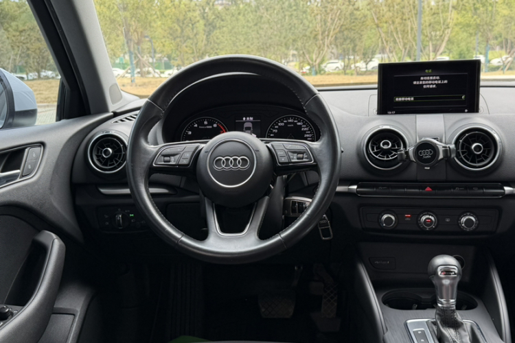 Audi A3 2019 #13 Audi A3 2019 car image #13