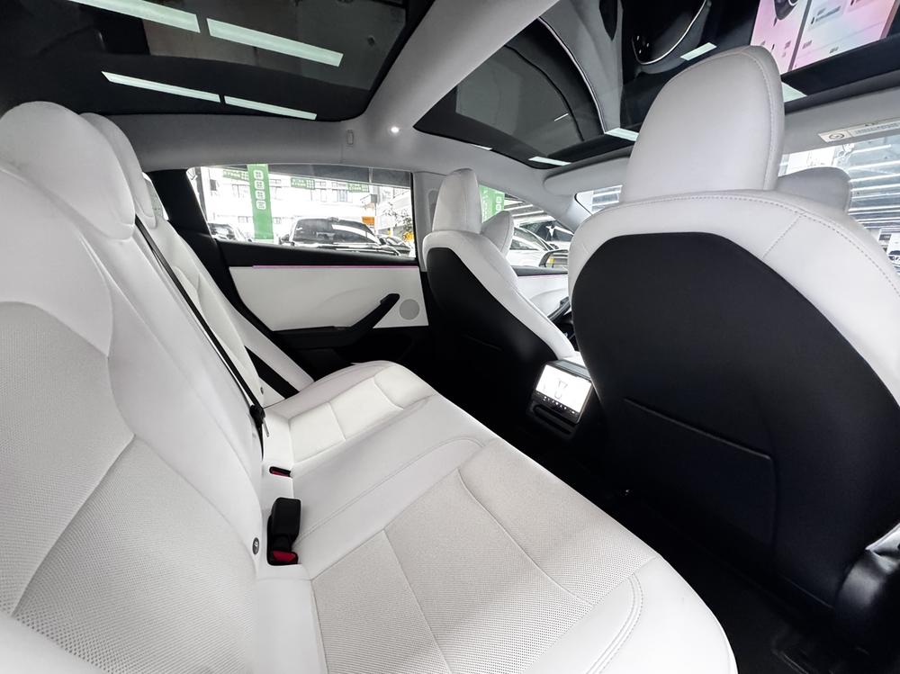 Tesla Model 3 2024 #9 Tesla Model 3 2024 immagine di auto #9
