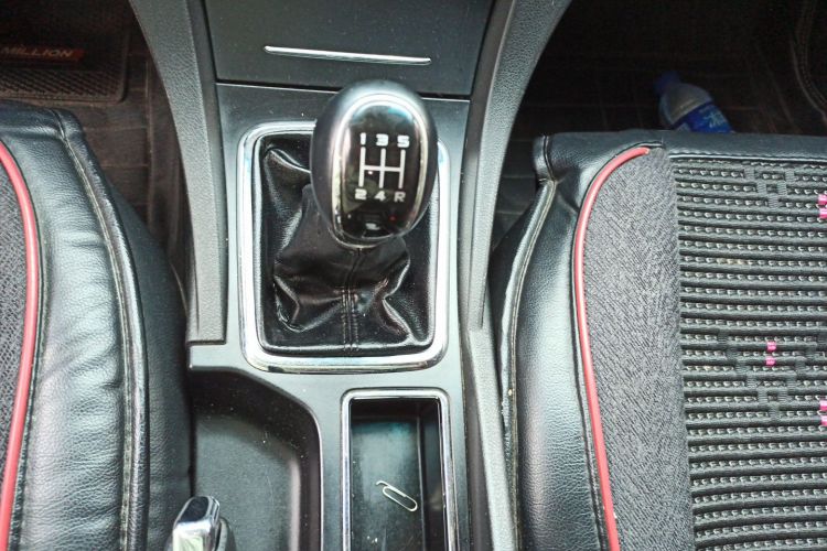 GEELY Emgrand 2017 #18 GEELY Emgrand 2017 car image #18