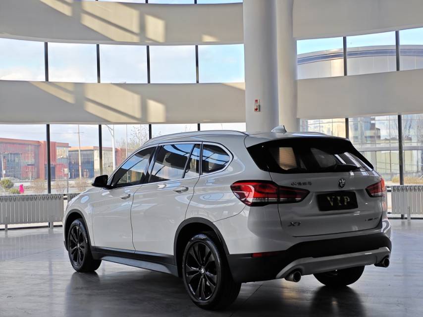 BMW X1 2021 car image #7