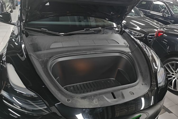 Tesla Model Y 2023 #22 Tesla Model Y 2023 car image #22