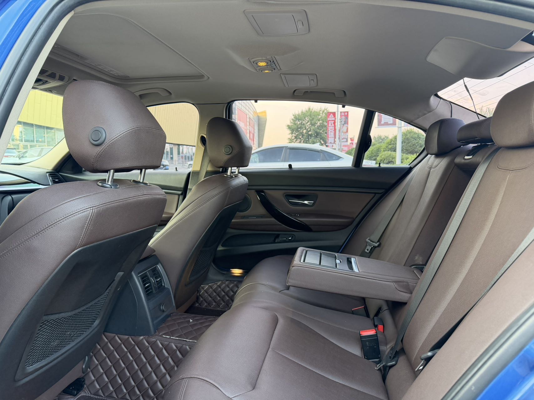 BMW 3 Series 2019 #5 BMW 3 Series 2019 car image #5