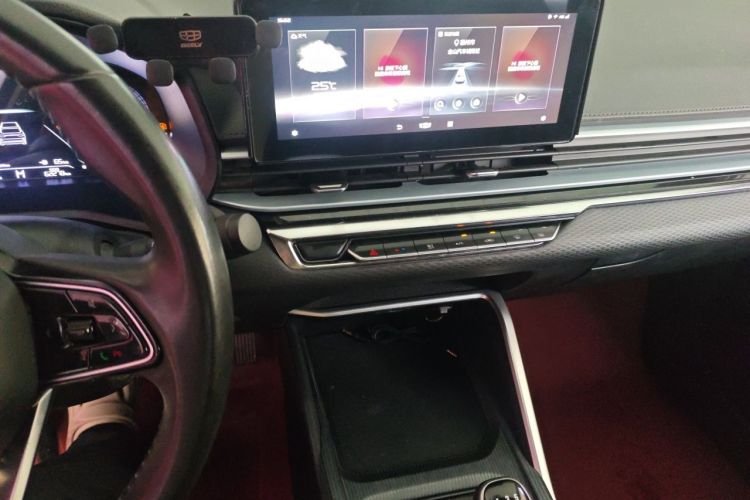 GEELY Emgrand 2022 #13 GEELY Emgrand 2022 car image #13