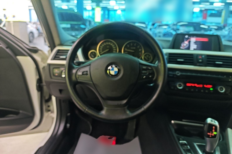 BMW 3 Series 2015 #11 BMW 3 Series 2015 car image #11