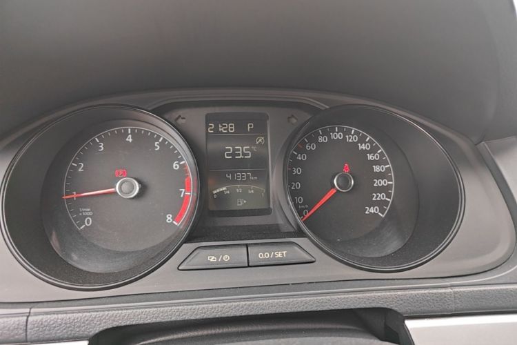 Volkswagen Lavida 2020 car image #12