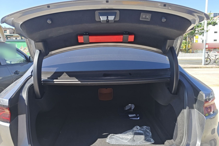 BYD Han 2022 car image #19