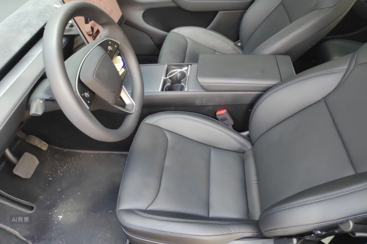 Tesla Model Y 2025 car image #18