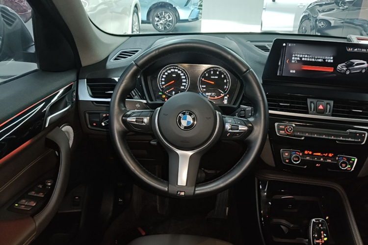 BMW X1 2021 car image #11