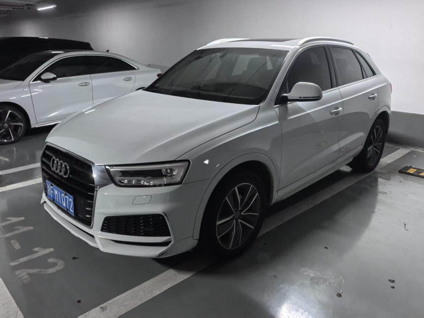 Audi Q3 2019 car image 