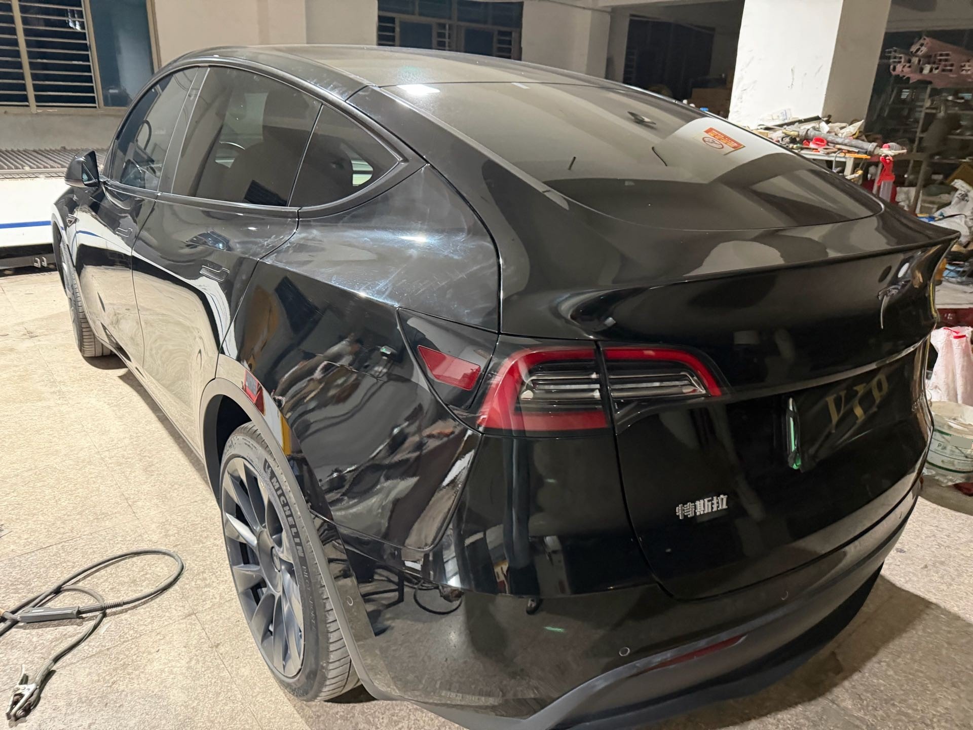 Tesla Model Y 2021 imagen de coche #10