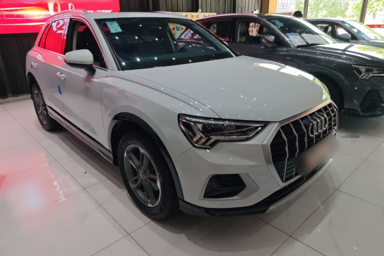 Audi Q3 2021 #4 Audi Q3 2021 car image #4