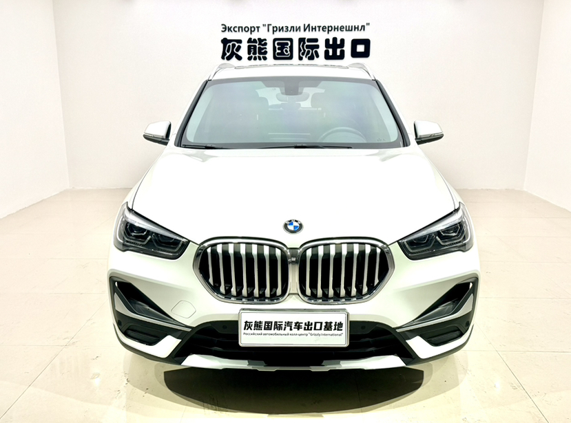 BMW X1 2023 #2 BMW X1 2023 صورة سيارة #2