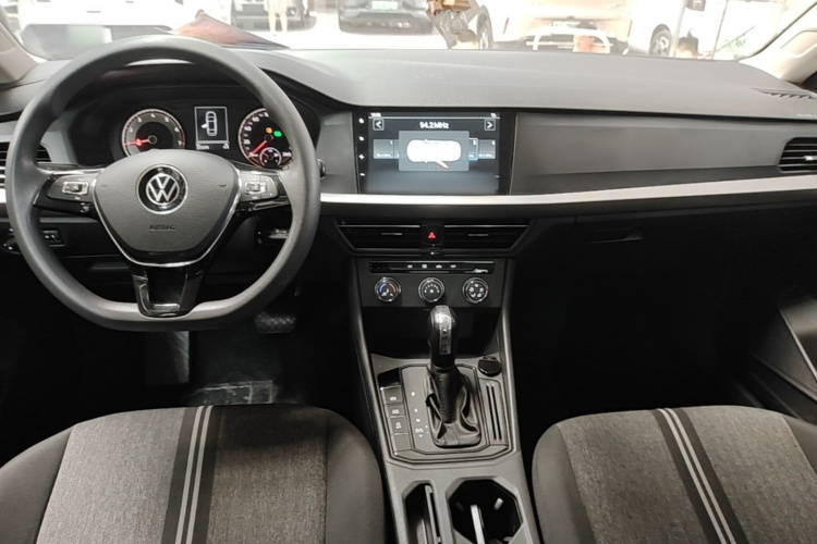 Volkswagen Lavida 2021 car image #10