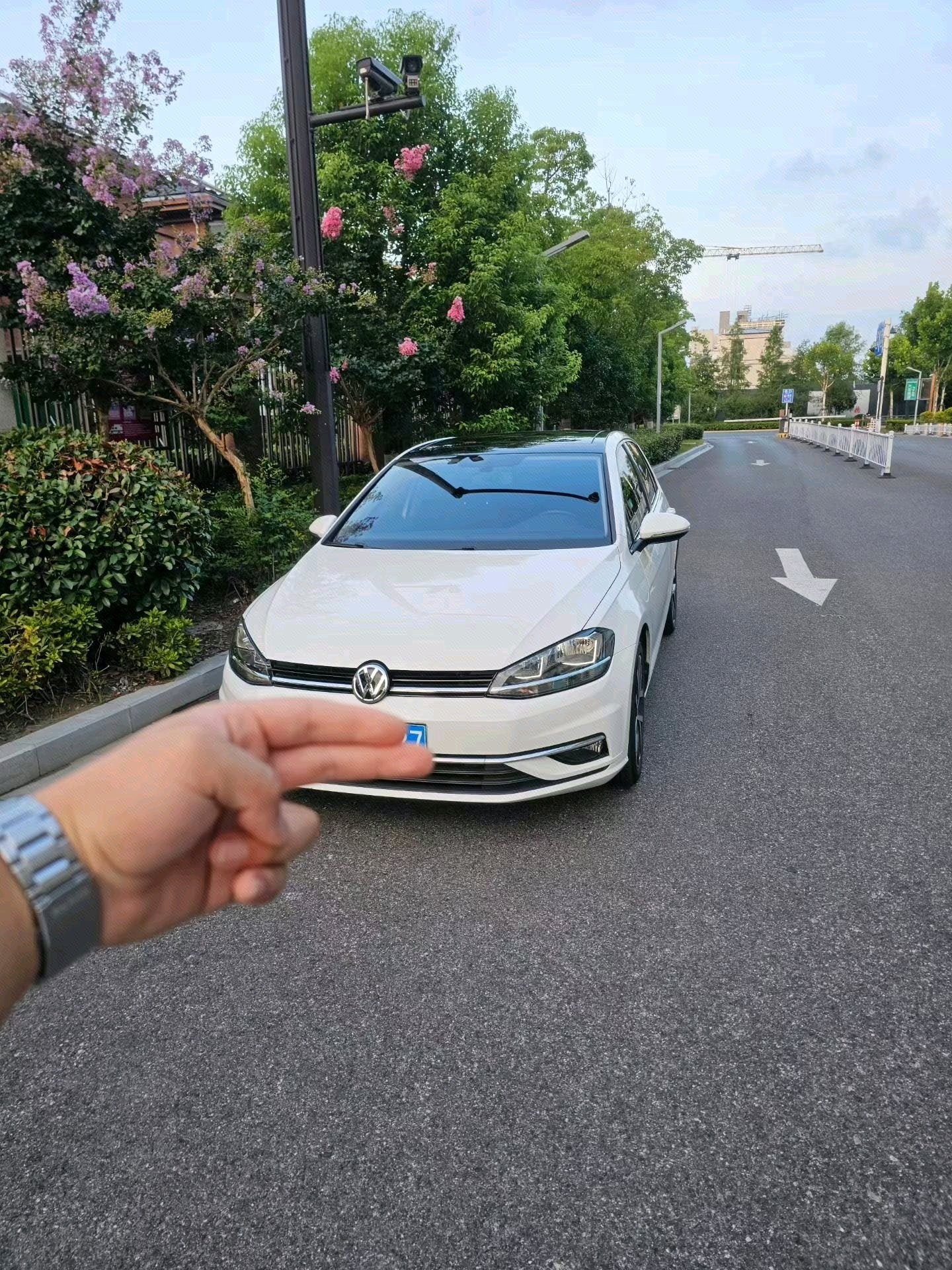 2020 car image 