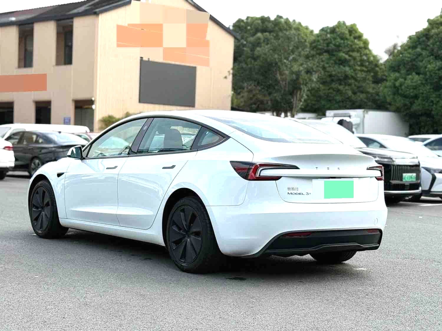 Tesla Model 3 2025 صورة سيارة #7