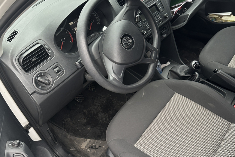 Volkswagen Polo 2016 #10 Volkswagen Polo 2016 car image #10