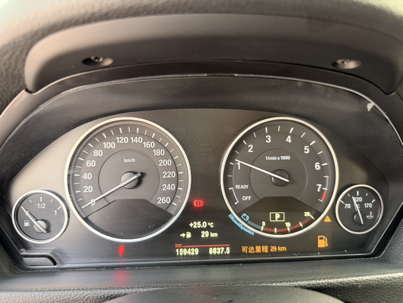 BMW 3 Series 2018 car image #7