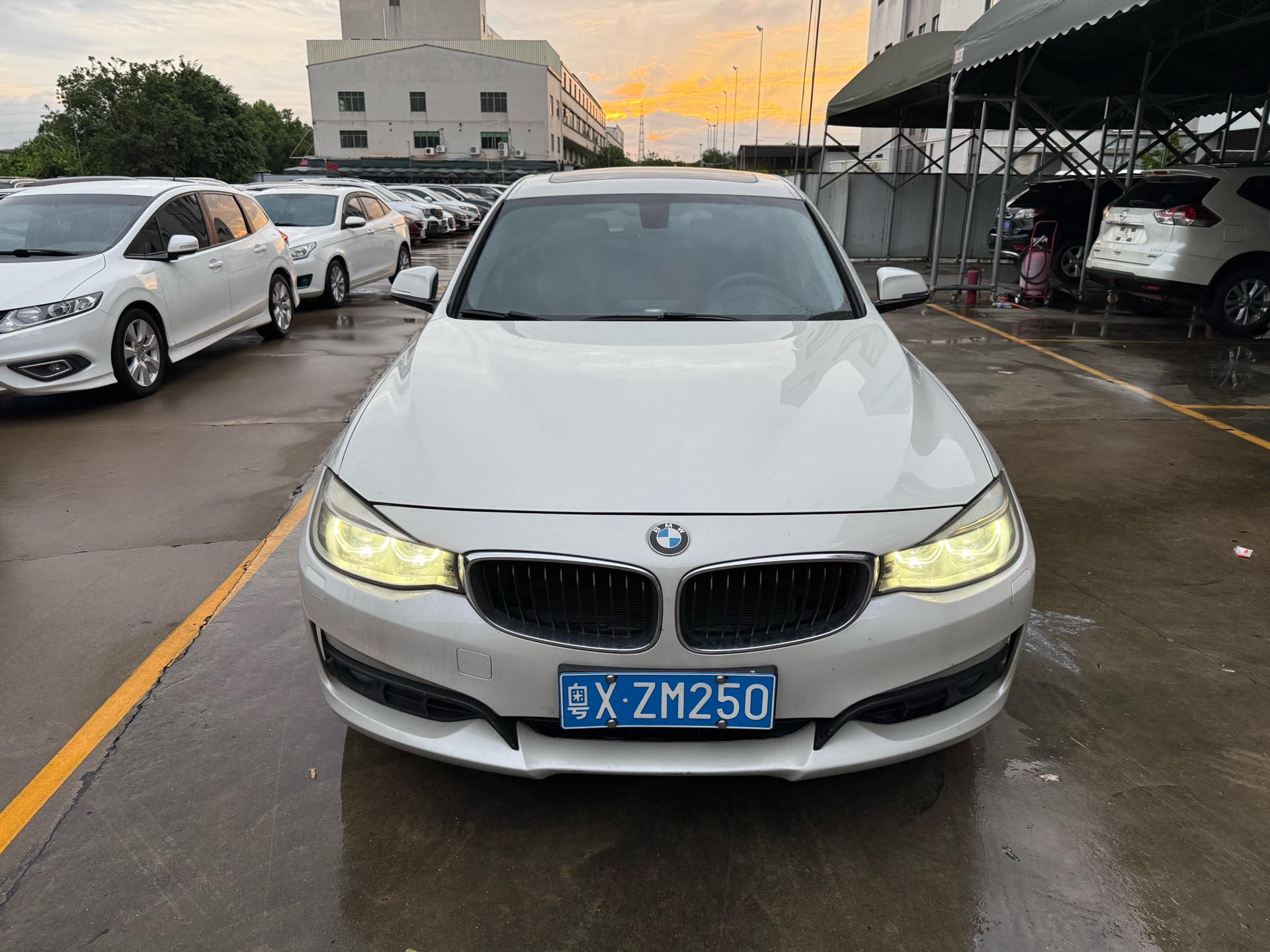 BMW 3 Series GT 2014 car image #2