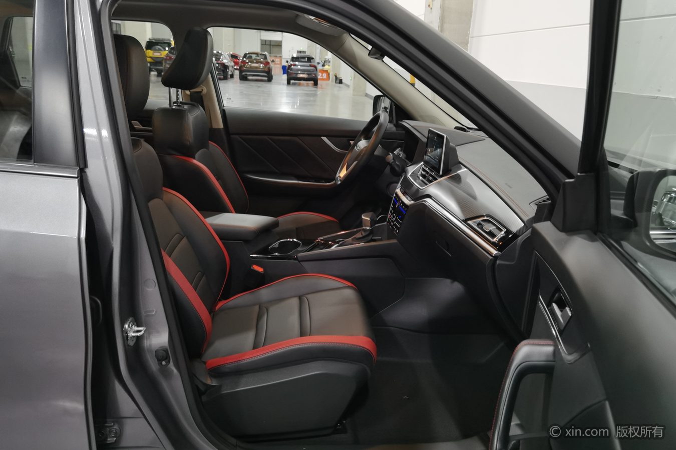 2023 car image #24