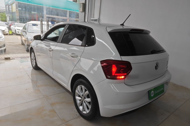 Volkswagen Polo 2020 car image #5