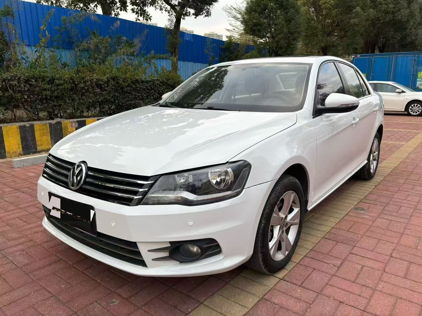 Volkswagen Bora 2015 Volkswagen Bora 2015 car image