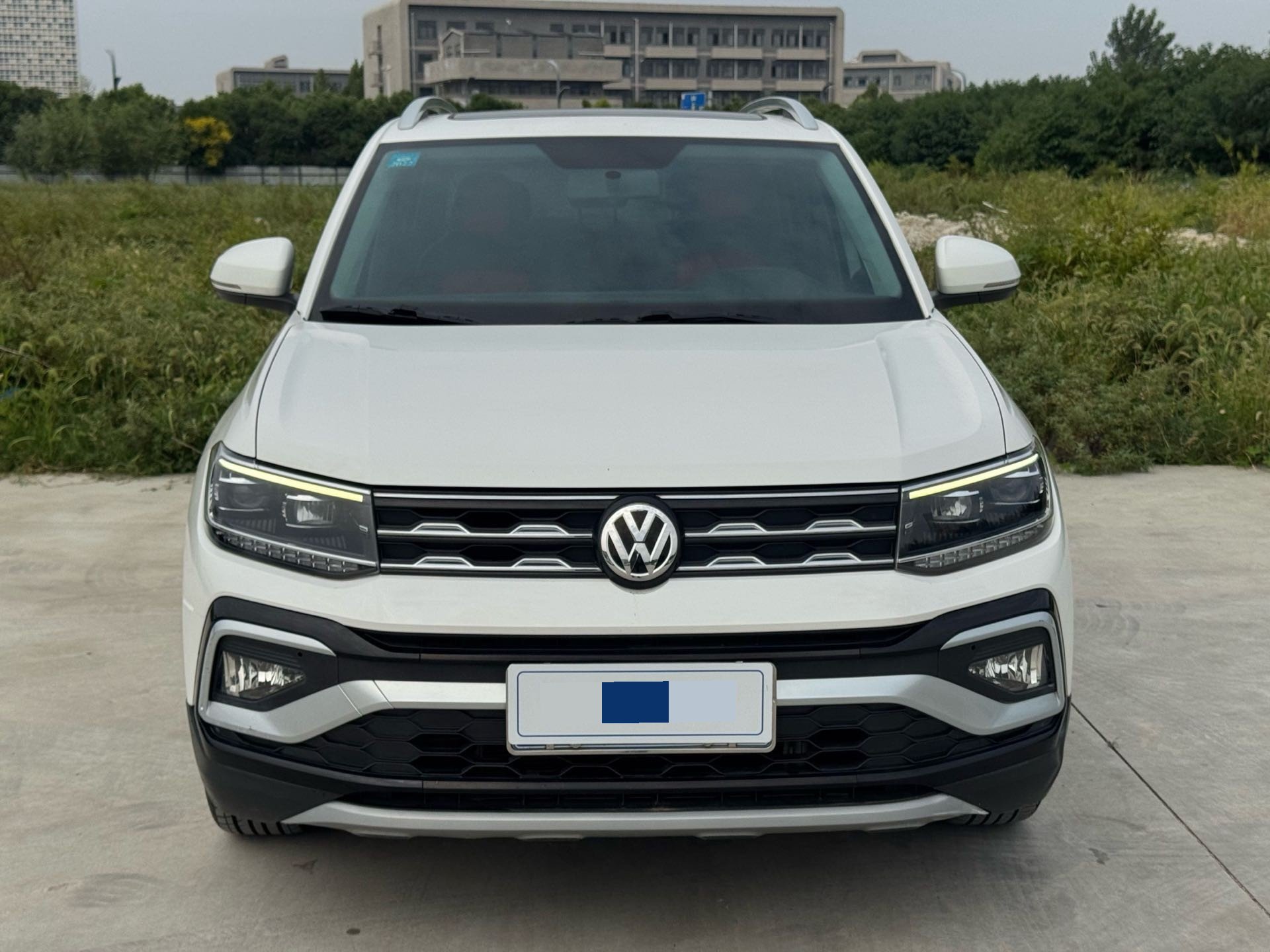 Volkswagen T-Cross 2021 #2 Volkswagen T-Cross 2021 صورة سيارة #2