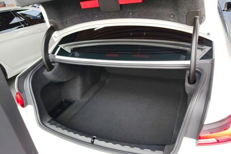 BMW 3 Series 2023 car image #21