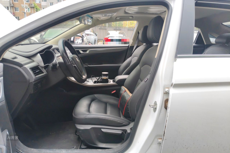 GEELY Emgrand GL 2018 immagine di auto #17