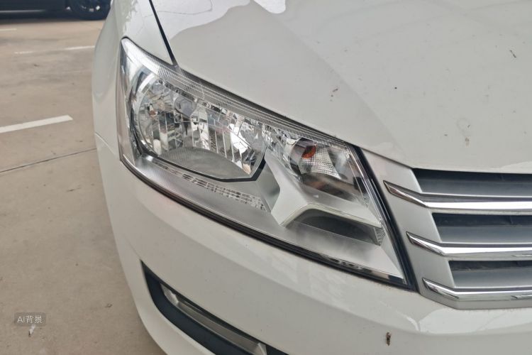 Volkswagen Santana 2016 car image #8