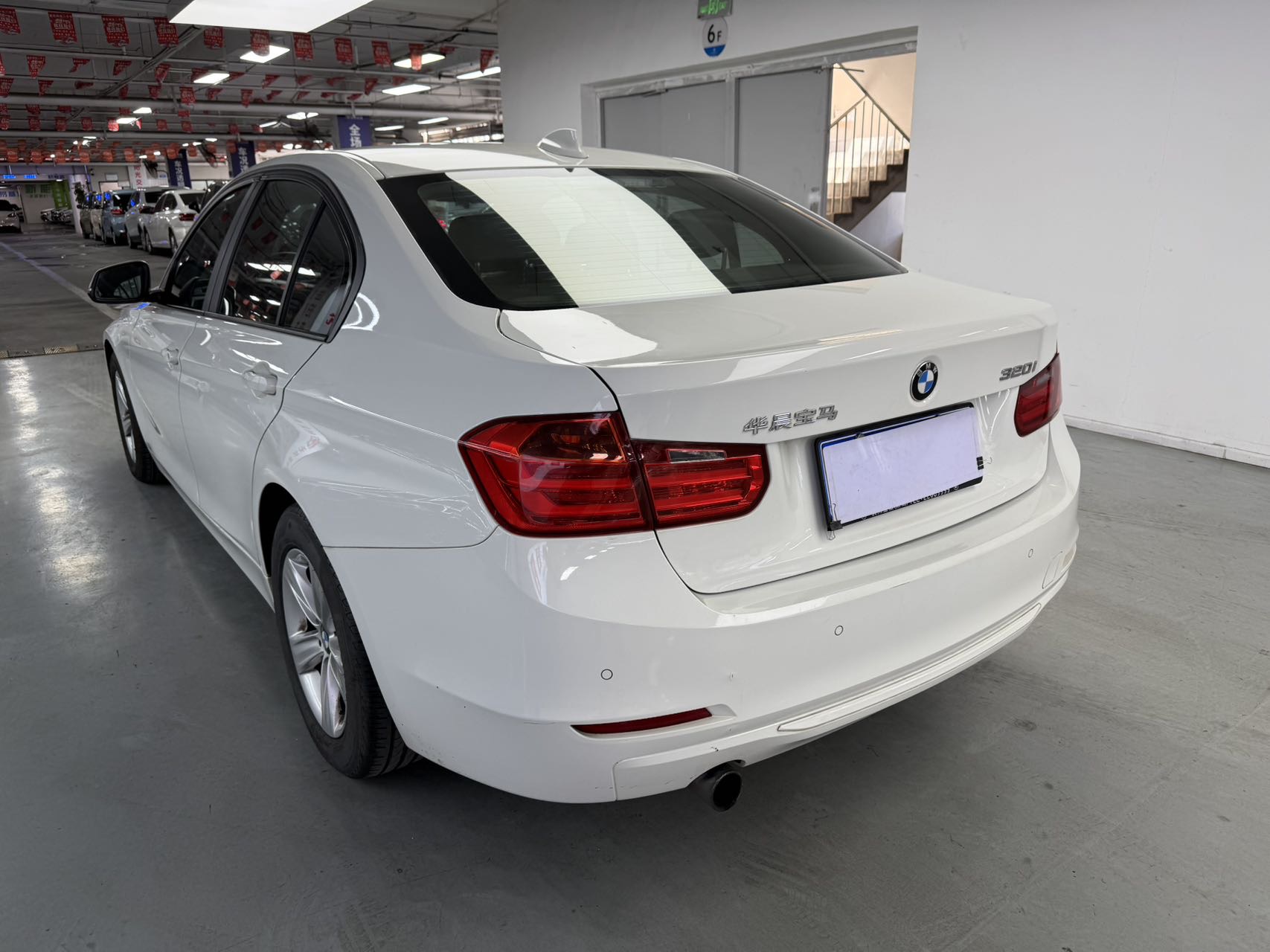 BMW 3 Series 2013 car image #6