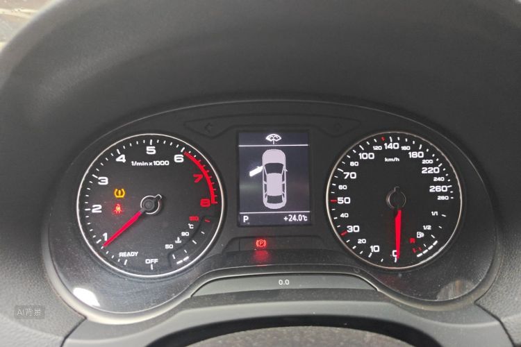 Audi A3 2018 immagine di auto #13